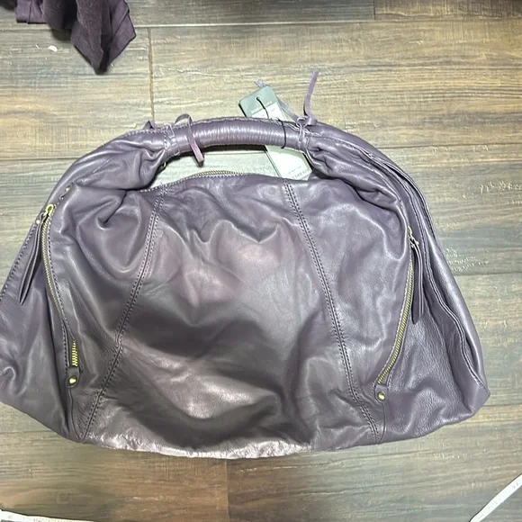 Luxe Unique Purple Leather Handbag - Picture 11 of 14